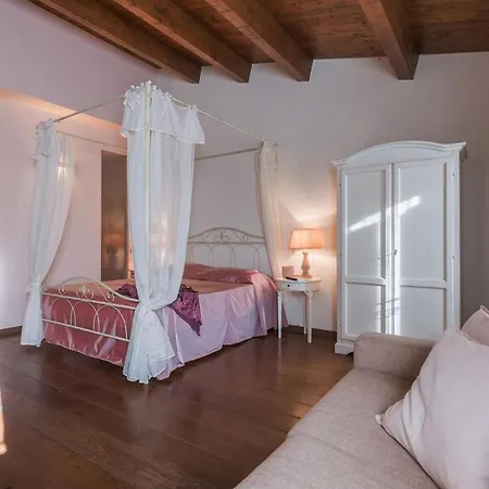 Il Fiore E La Farfalla * 佩萨罗