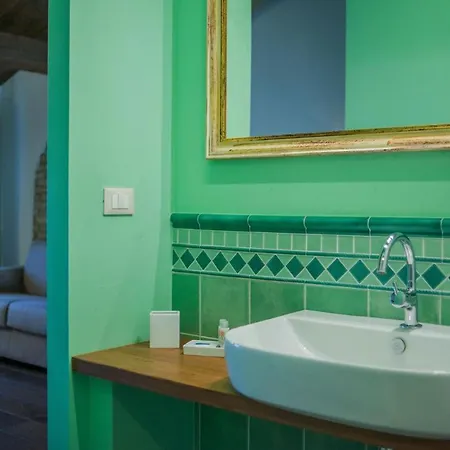 Il Fiore E La Farfalla Villa