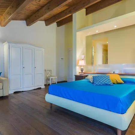 别墅 Il Fiore E La Farfalla 佩萨罗