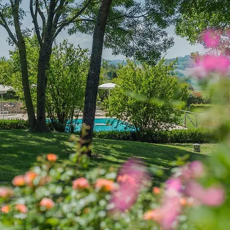 Il Fiore E La Farfalla Villa Pesaro