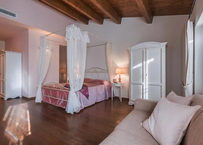 Il Fiore E La Farfalla * Pesaro