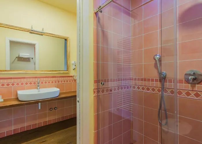 Il Fiore E La Farfalla *