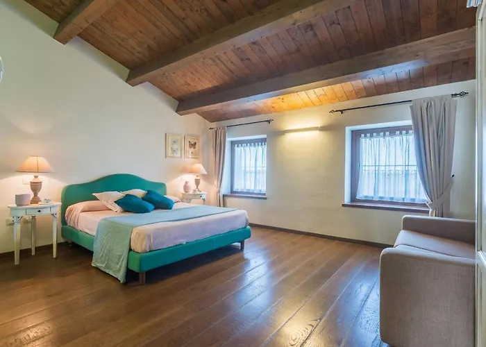 Il Fiore E La Farfalla فيلة