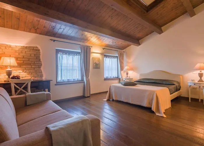 Il Fiore E La Farfalla فيلة بيزارو