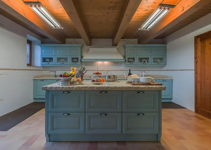 Il Fiore E La Farfalla فيلة *